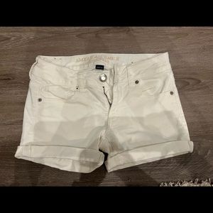 American Eagle Size 00 High-rise Shortie Super Stretch White Jean Shorts